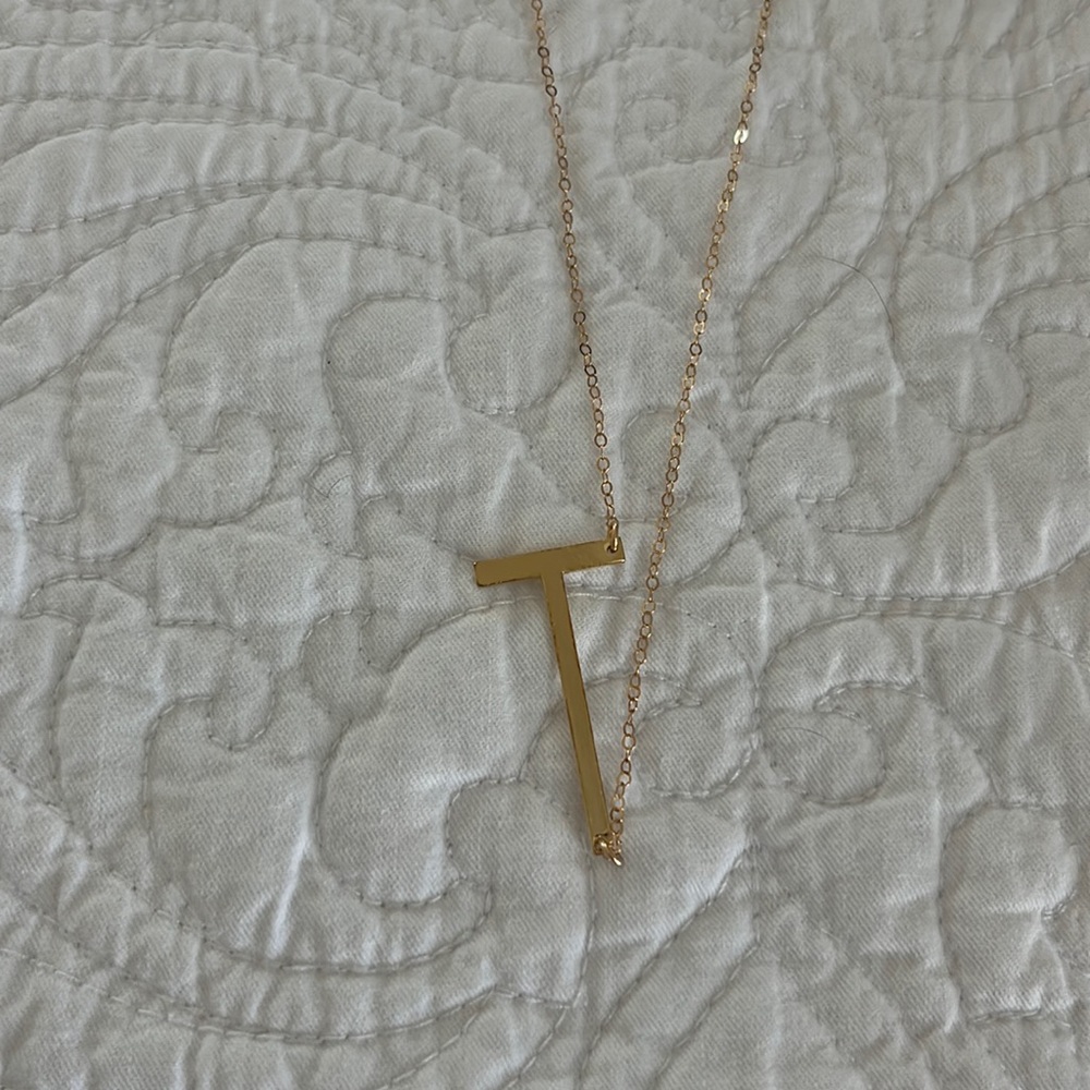 T initial necklace, new